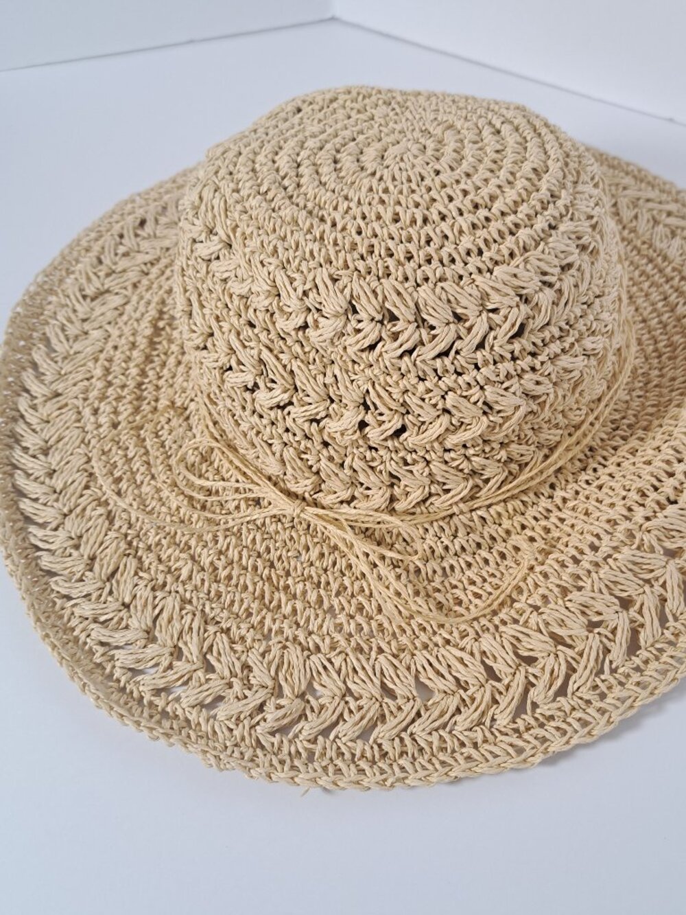 Scala Gal Hat Women's Straw Wide Brim Sun Hat Floppy Packable Beach Tan Bow Tie